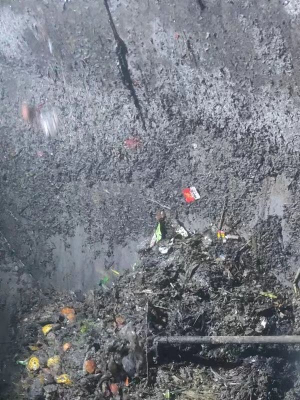 大观污水池清理
